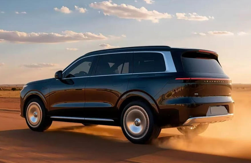 激光雷达，贯穿式尾灯，25-30万买大型旗舰SUV等等它！